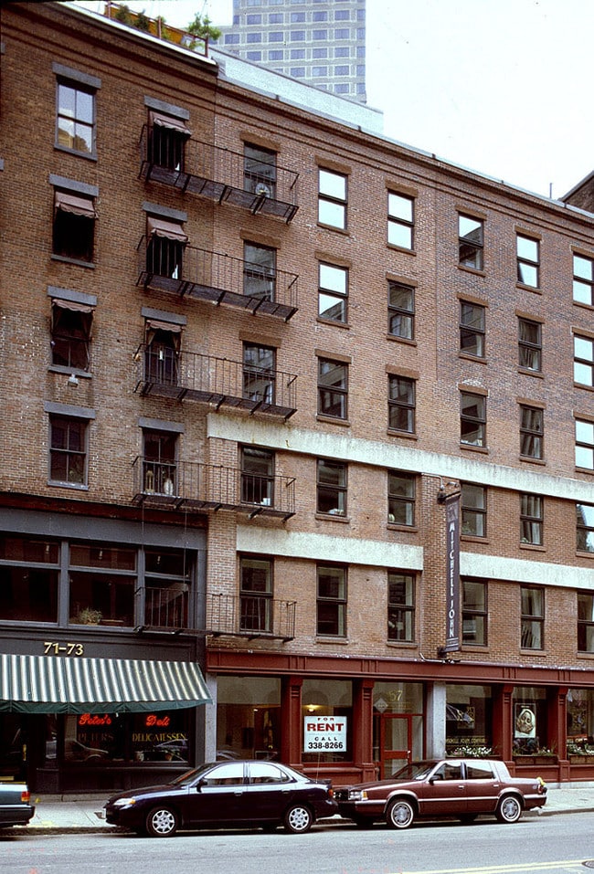 Building Photo - Flats on Broad