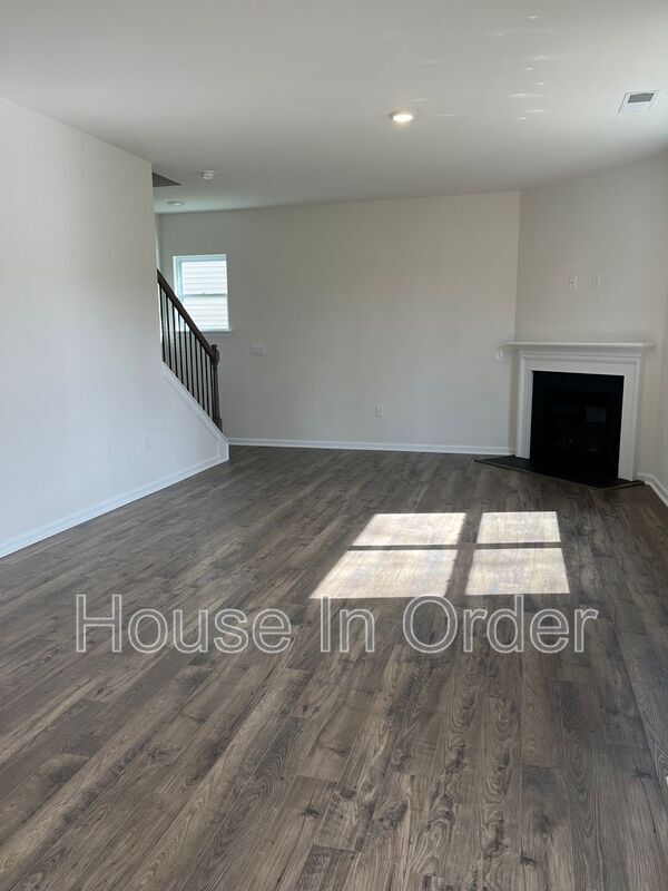 Foto del edificio - 732 Fountain Park Blvd