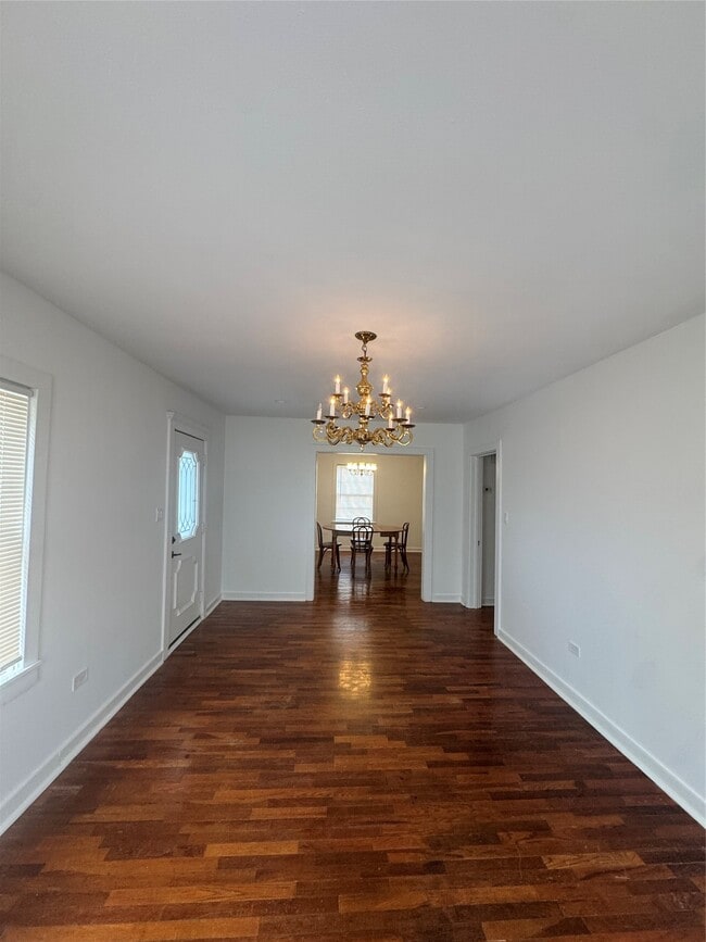 Building Photo - 1803 Ave P