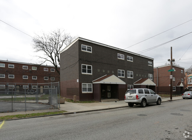 Building Photo - Whitehall Apartments