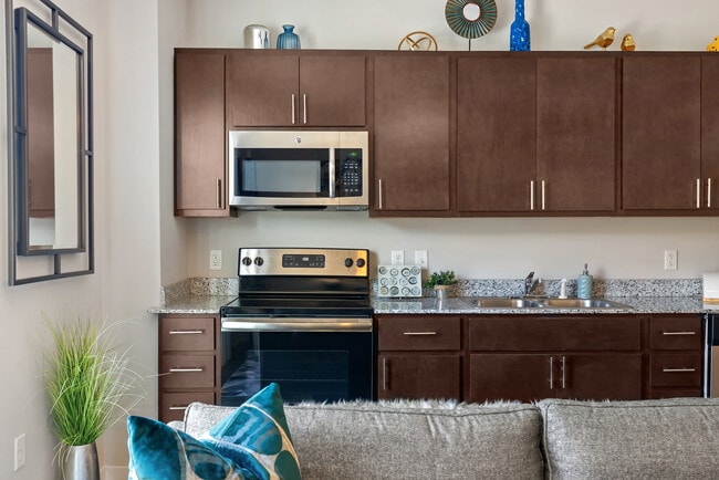 Building Photo - Main & Stone