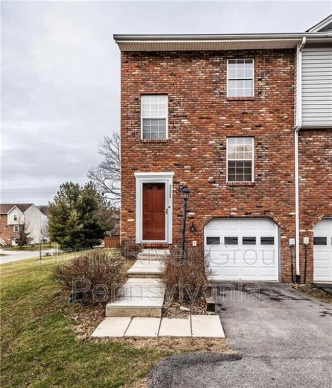 Foto del edificio - 331 Carters Grove Dr