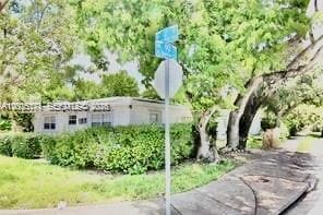 Foto del edificio - 8940 NE 2nd Ave