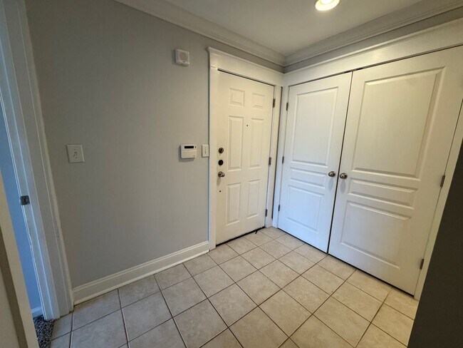 Foto del edificio - Available Now! 2 Bed/2 Bath in The Woodlands!