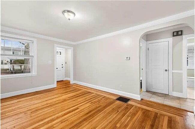Building Photo - 88 Mink Rd
