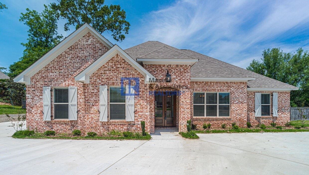 Primary Photo - 4 Bed/3 Bath Home in Castlewoods
