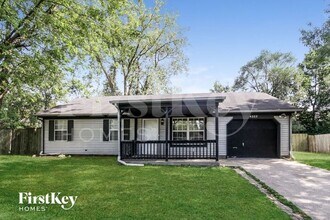 Building Photo - 4333 Phoenix Dr