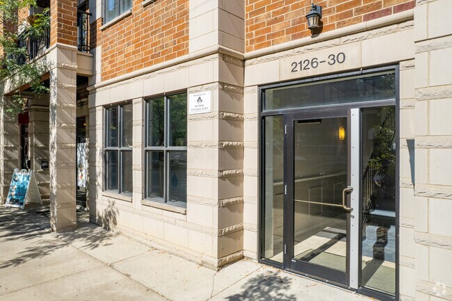 Building Photo - 2128-2130 W Belmont Ave