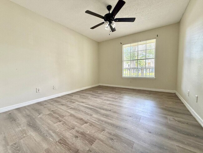 Foto del edificio - 1073 S Hiawassee Rd