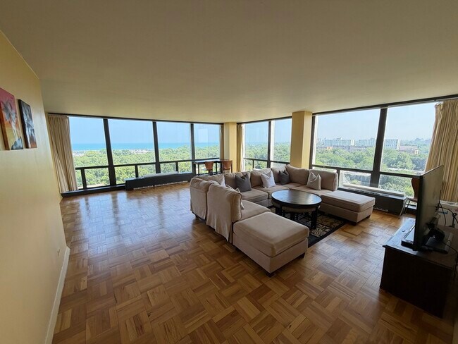 Foto del edificio - 601 E 32nd St