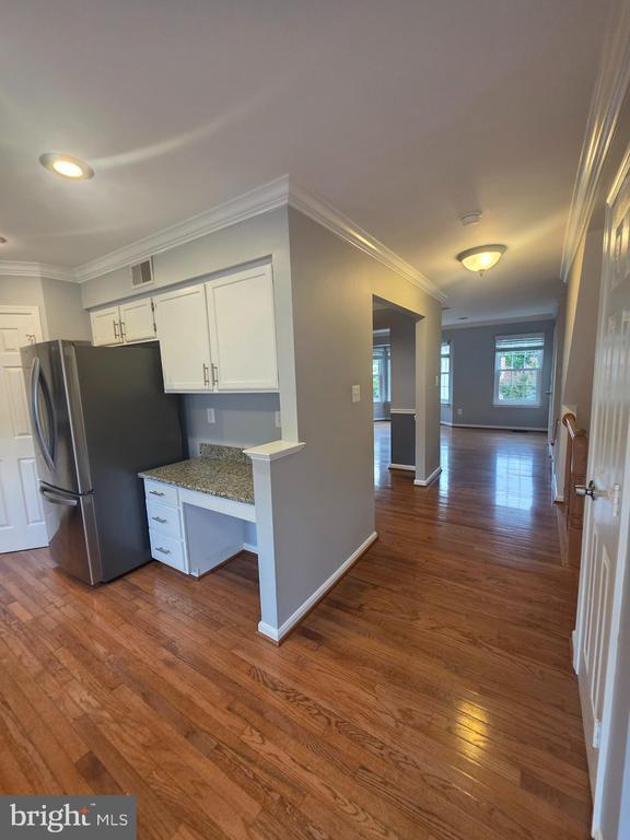 Building Photo - 5603 Sherborne Knolls