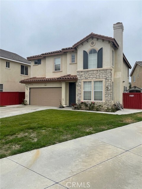 Building Photo - 45483 Vista Verde