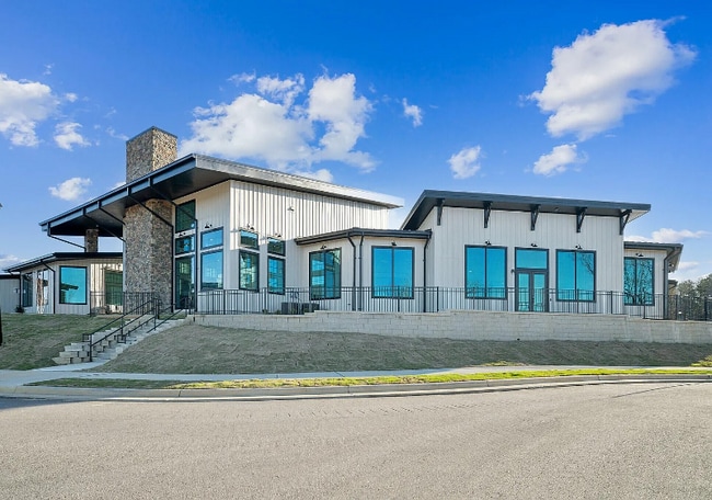 Building Photo - 913 Crossbill Dr