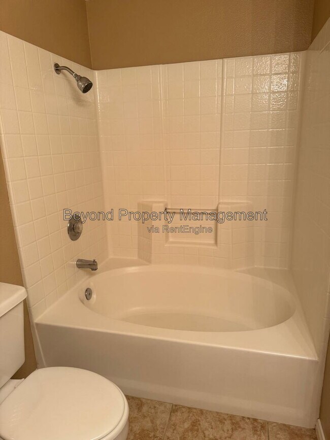 Foto del edificio - 11355 Affinity Ct