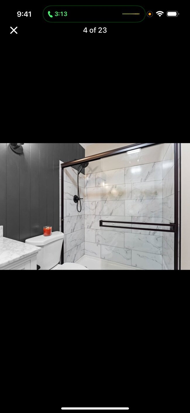 Foto del edificio - 605 W Crest Dr