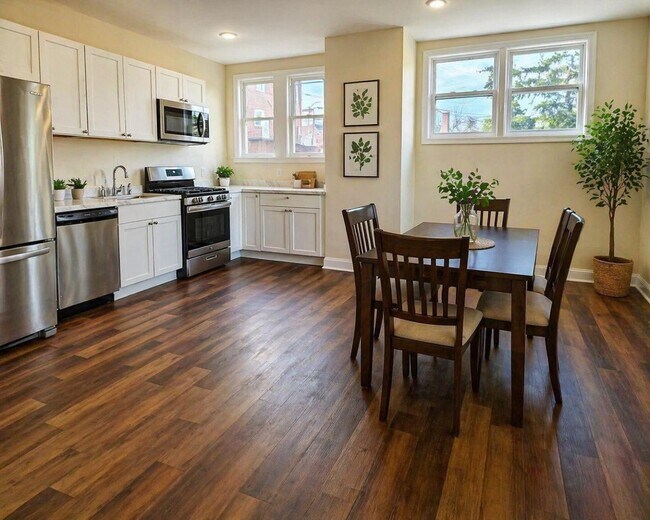 Foto del edificio - 2527 W Cold Spring Ln