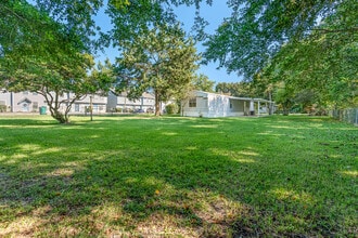 Building Photo - 1328 Greendale Ave