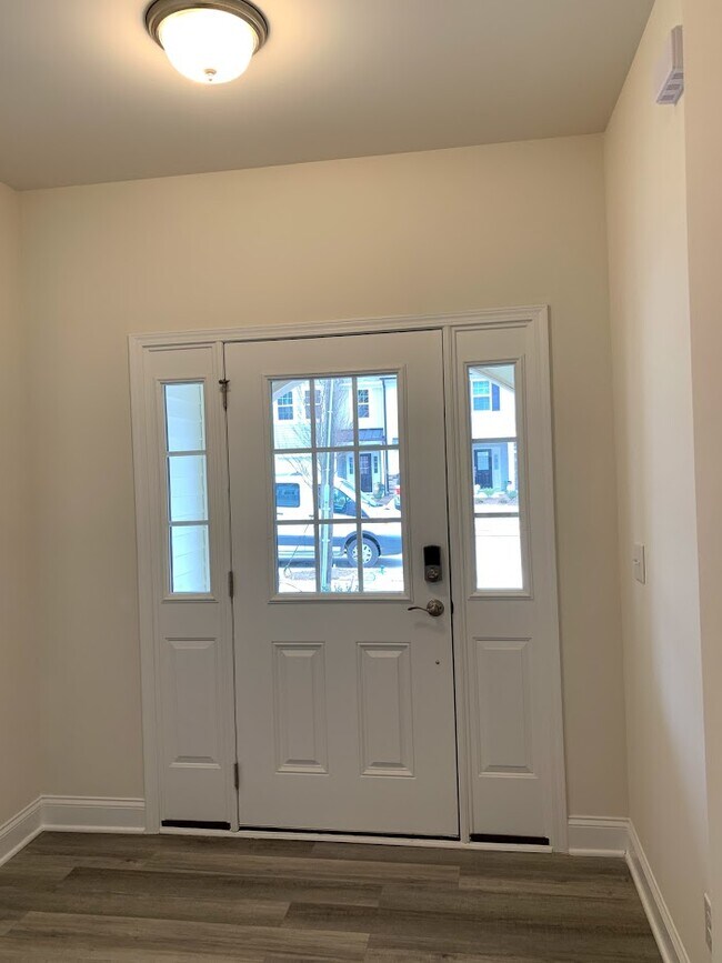 Foto del edificio - 4406 Bethel Park Dr