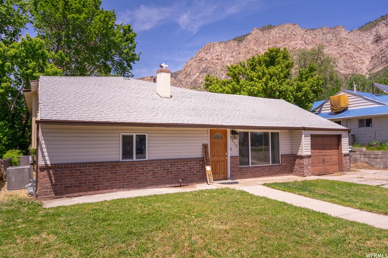 Primary Photo - 1232 Harrop St