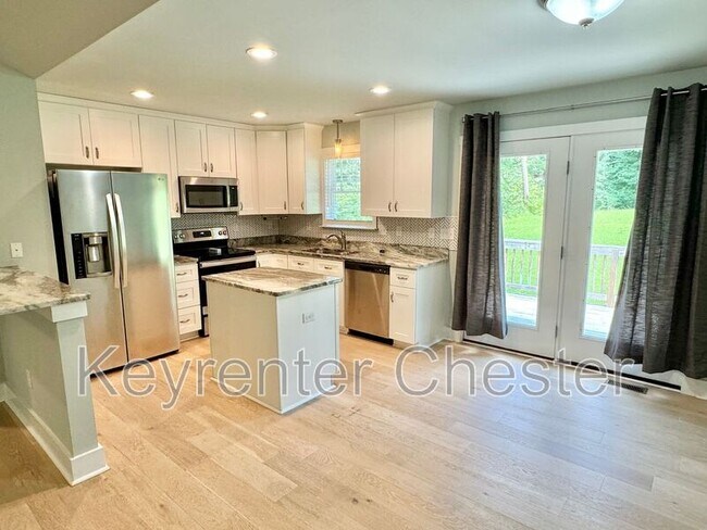 Foto del edificio - 3824 Wood Dale Rd