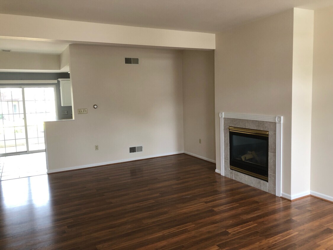 11 Creighton Cir, Shillington, PA 19607 Townhome Rentals in