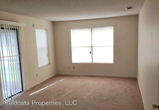 Building Photo - 2 br, 1 bath Apartment - 1615 Victory Street