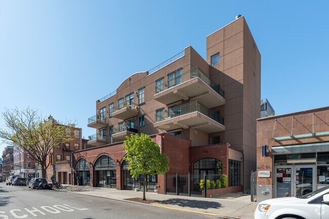 Foto principal - 154-158 N 7th St