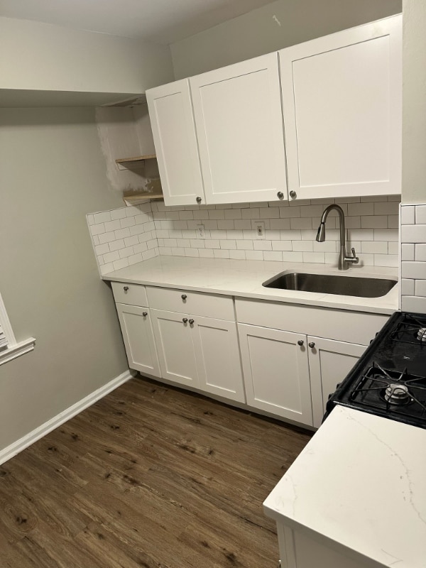 Primary Photo - 17246 Strasburg St