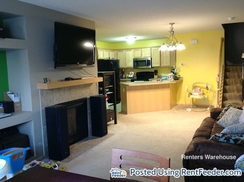 Building Photo - 16418 Elm Creek Ln