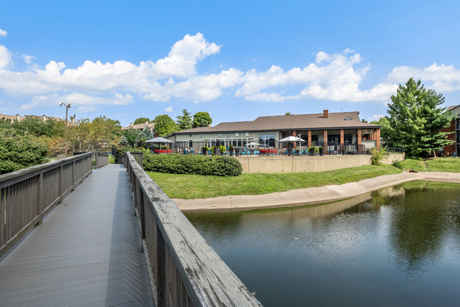 Building Photo - The Racquet Club Apartments