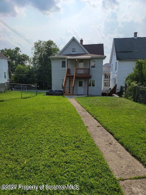 Building Photo - 210 W Elm St