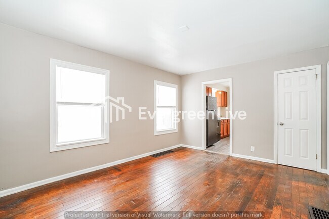 Foto del edificio - 2580 Grasmere Ave