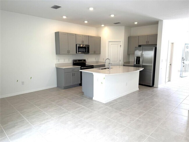 Building Photo - 16521 Bergamo Pl