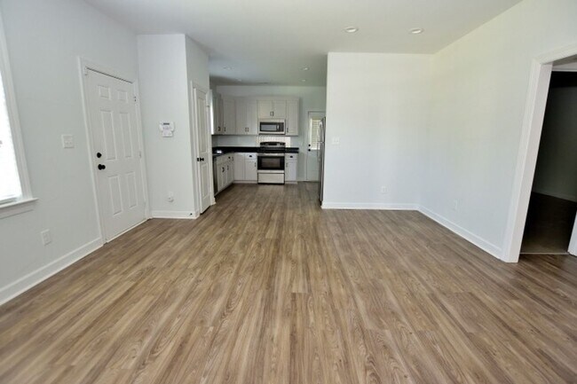 Building Photo - 512-A Amerson Court