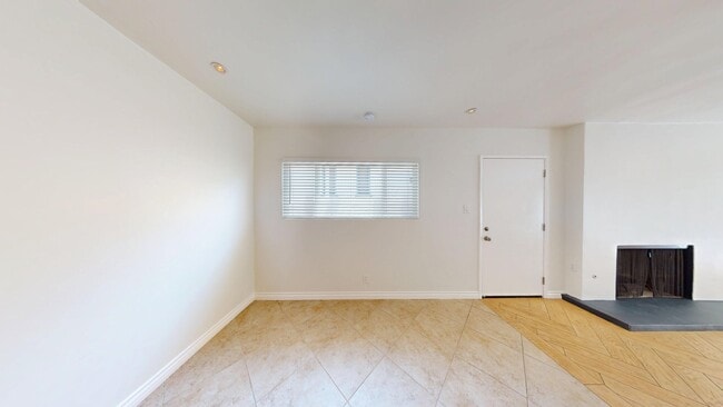 Building Photo - 2 + 2.5 Spacious Studio City Unit Minutes ...