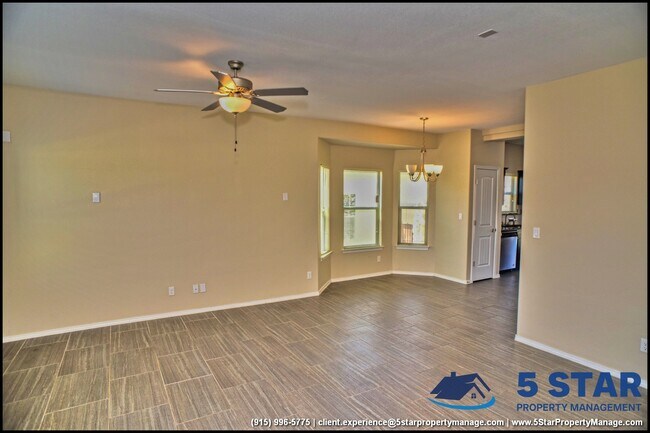 Foto del edificio - 452 Isaias Ave.