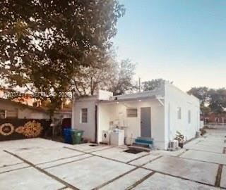 Foto del edificio - 1145 NW 28th St