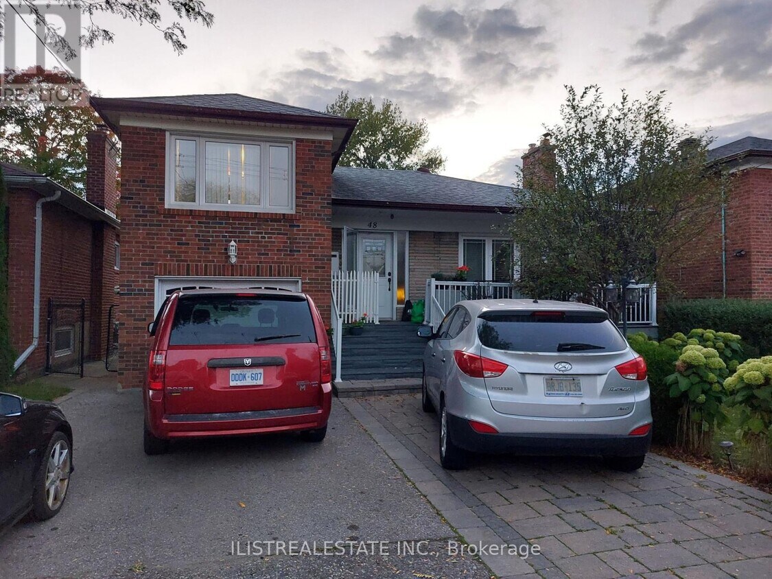 Primary Photo - 48 Lozoway Dr