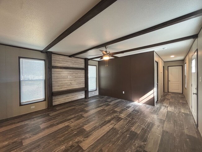 Building Photo - 123 Norene St