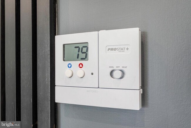 Foto del edificio - 631 N Preston St