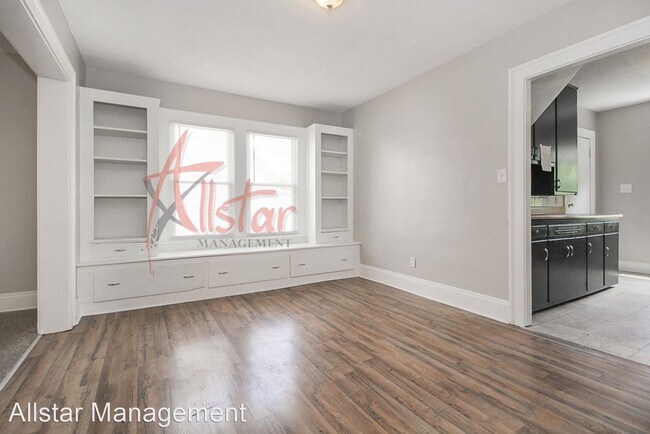 Building Photo - 12902 Thornhurst Ave