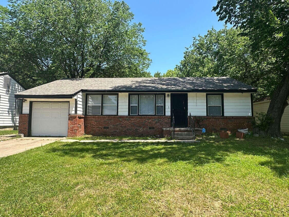 Foto principal - 4647 N Main St