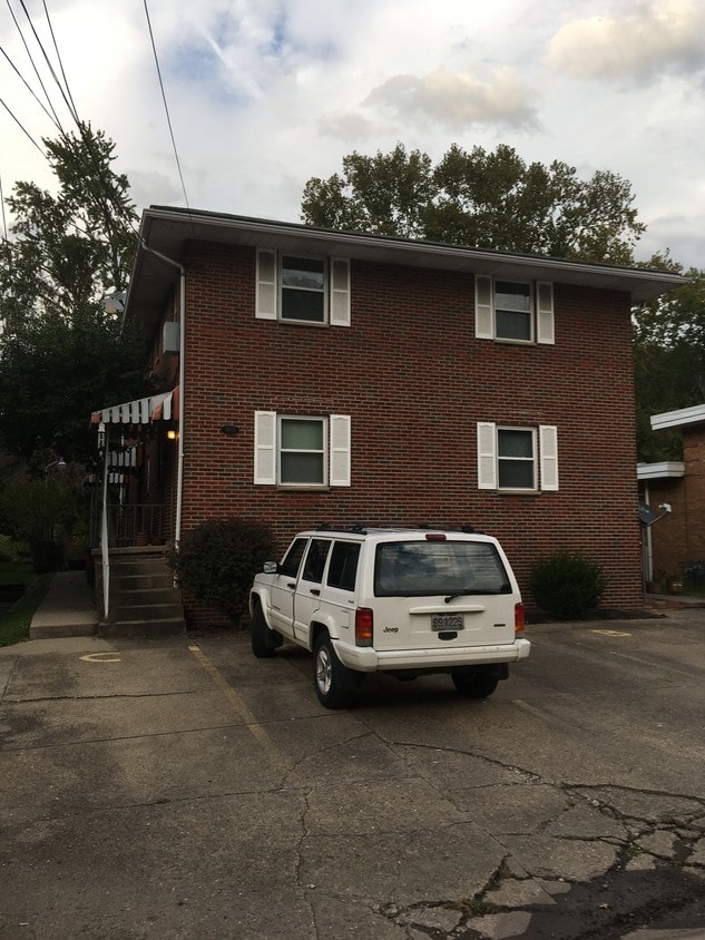 3603 Kanawha Ave SE Unit A, Charleston, WV 25304 Apartments in Charleston, WV