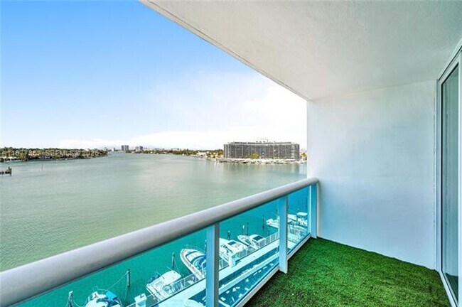 Photo - 6770 Indian Creek Dr Apartment