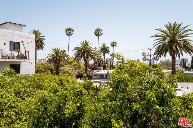 Foto del edificio - 616 Croft Ave