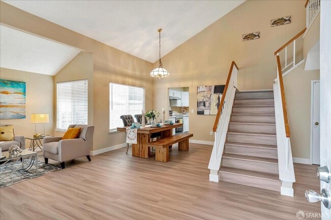 Building Photo - Exceptional Single-Family Home for Lease! ...