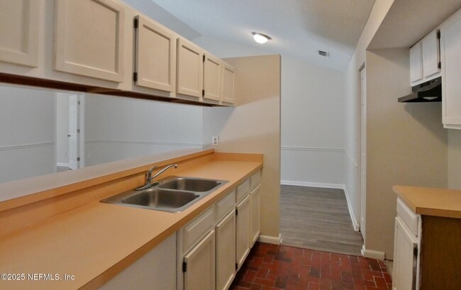 Foto del edificio - 10268 Pine Breeze Rd W
