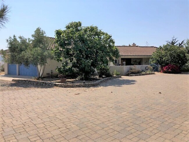 Foto del edificio - 6006 Los Osos Valley Rd