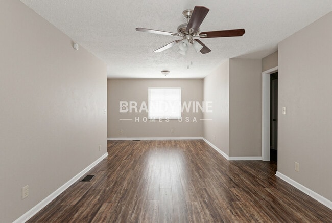Building Photo - 4503 Anvers Blvd