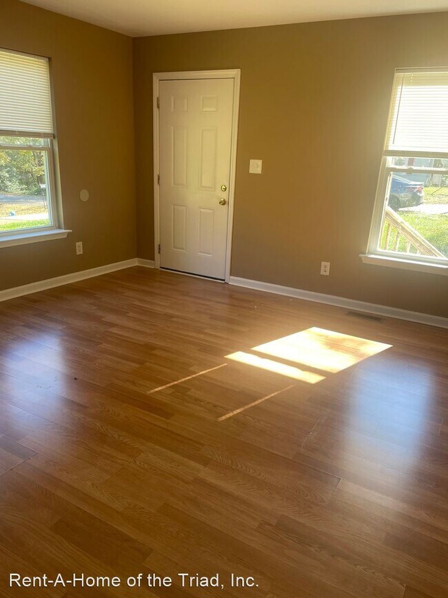 Foto del edificio - 4 br, 2 bath House - 3905 Schisler Dr